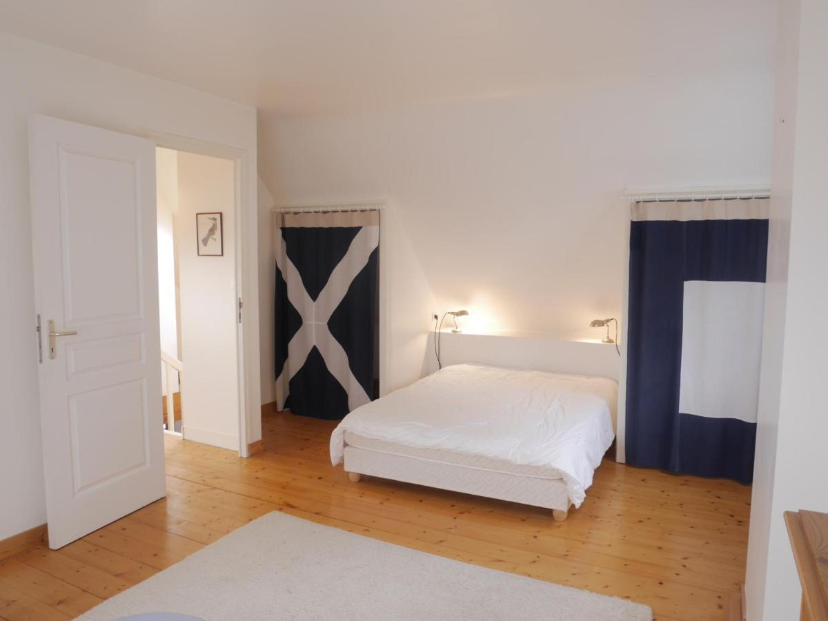 Charmante Maison A Sauzon Avec Grand Jardin, Proche Commerces Et Plage - Fr-1-418-82 Exterior foto